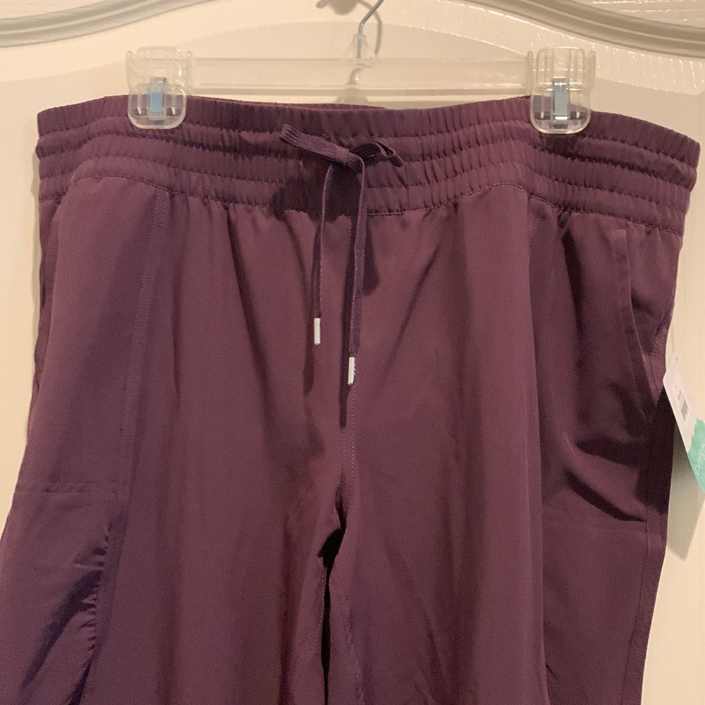 💥New-Brisos Dressy Joggers- size L💥